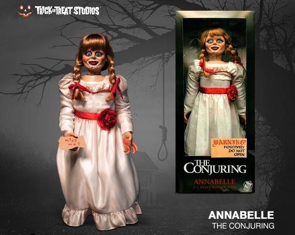 Conjuring : Les Dossiers Warren réplique poupée 1/1 Annabelle 102 cm
