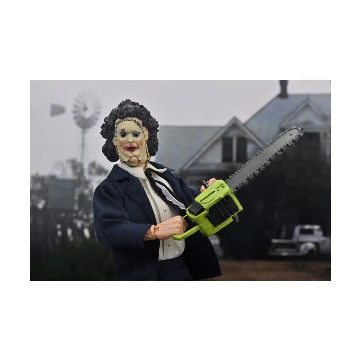 neca-texas-chainsaw-massacre-clothed-leatherface-pretty-woman-mask-50th-anniversary-20cm (4)